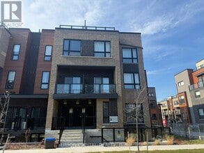 Building Photo - 24 Lytham Grn Cir