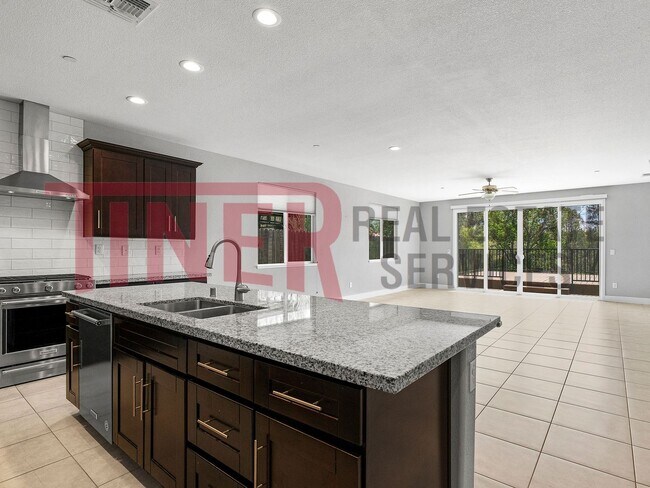 Foto del edificio - Gorgeous Folsom 3 Bedroom with views