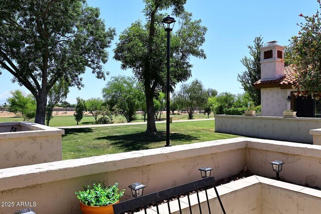 Foto del edificio - 6249 N 78th St