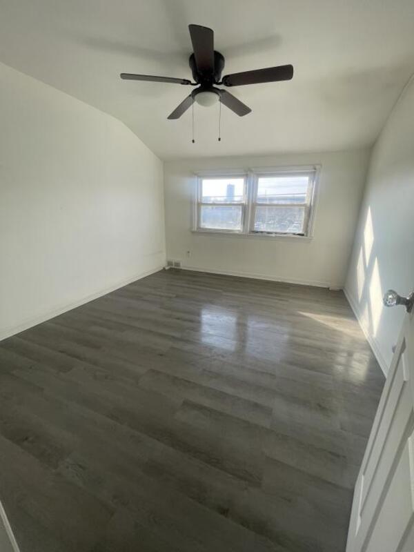 Foto del edificio - 326 Northland Ave