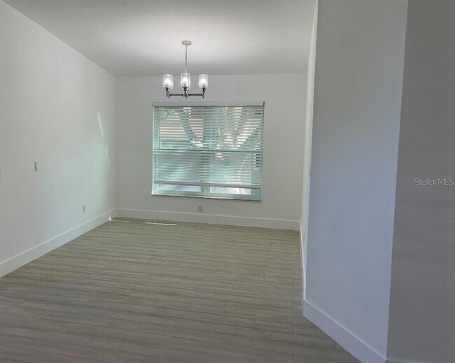 Foto del edificio - 7235 Hunterdon Dr