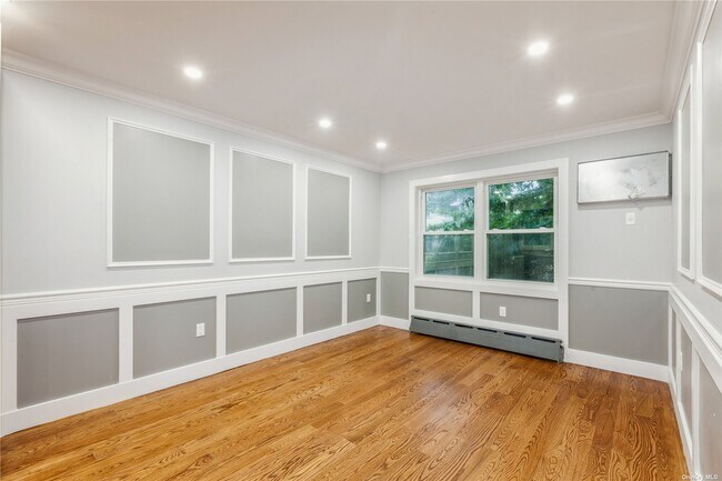 Foto del edificio - 357 Warwick St