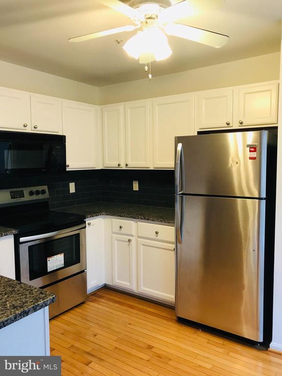 Foto del edificio - 13909 Churchville Dr