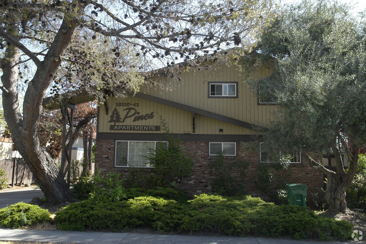 Building Photo - The Pines Apartments