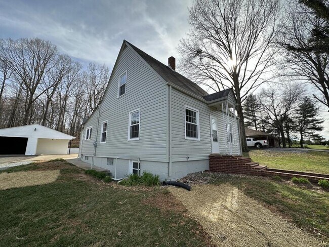 Foto del edificio - 2866 Virgil H Goode Hwy