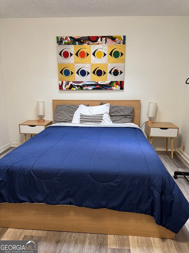 Foto del edificio - 1014 Curran St NW