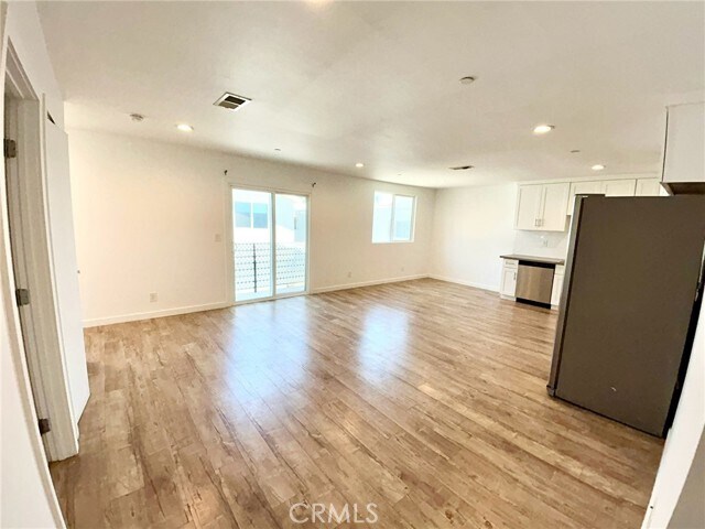 Foto del edificio - 10824 Morrison St
