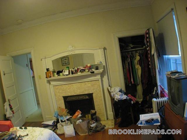 Foto del edificio - 93 Thornton Rd