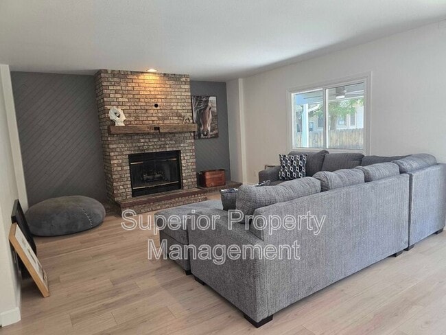Foto del edificio - 4126 Stoneridge Ct