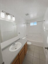 Building Photo - 230 E Teton Rd