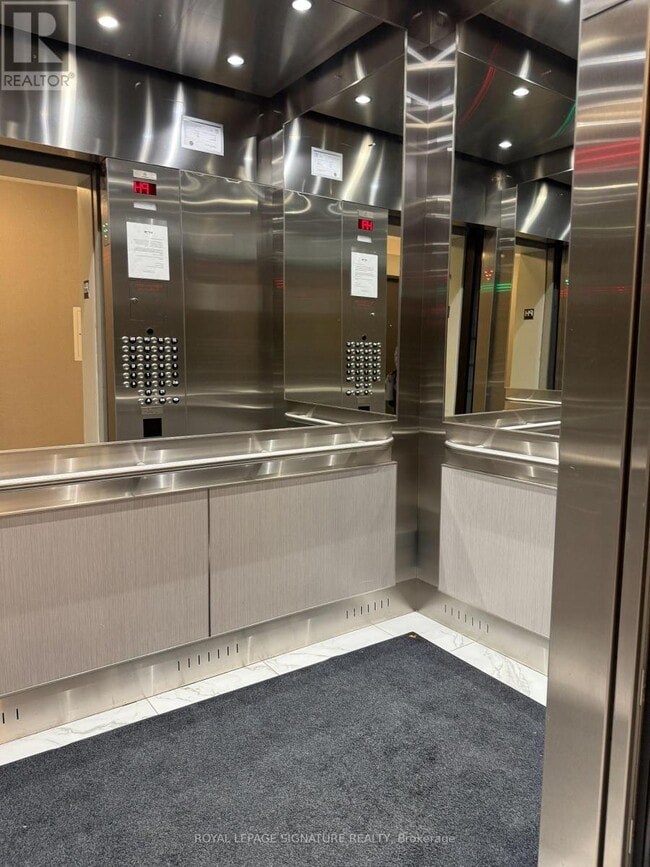 Building Photo - 95 Oneida Crescent