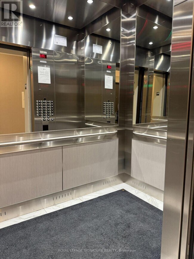 Photo du bâtiment - 95 Oneida Crescent