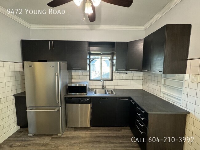 Building Photo - Updated Rancher-Pet Friendly