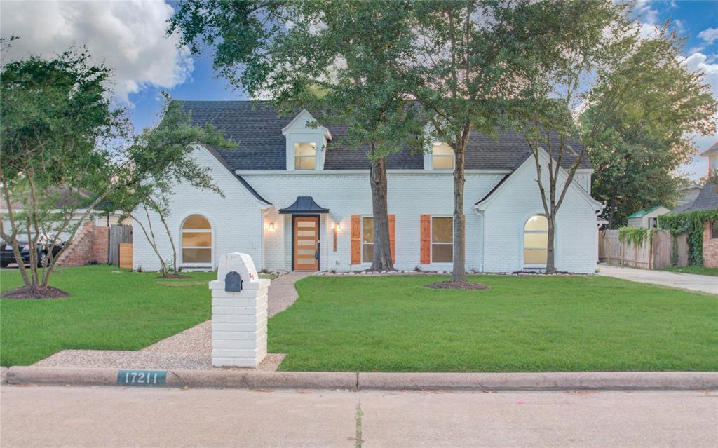 Primary Photo - 17211 Rolling Creek Dr