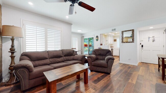 Foto del edificio - Charming 2-bedroom in Redwood Shores - $3,...