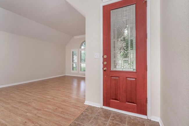 Building Photo - 29000 Bay Hill Ct