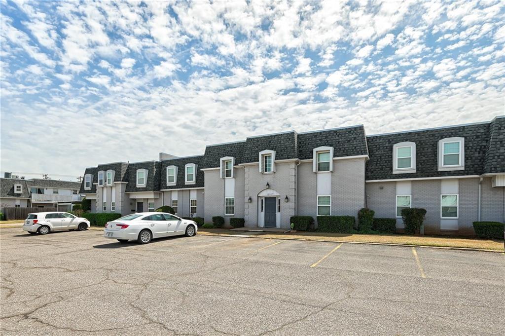 Foto principal - 11319 N May Ave