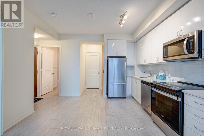 Building Photo - 38 Annie Craig Dr