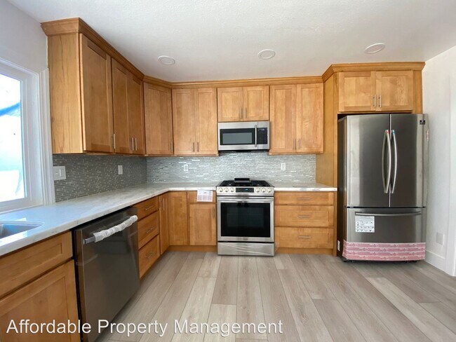 Foto del edificio - 3 br, 2 bath House - 6132 Robertson Avenue