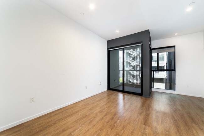 Interior Photo - Line Lofts