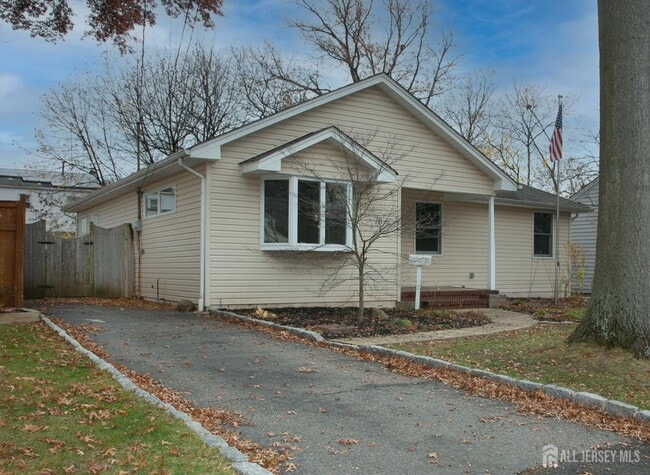 Foto del edificio - 78 Hazelwood Ave