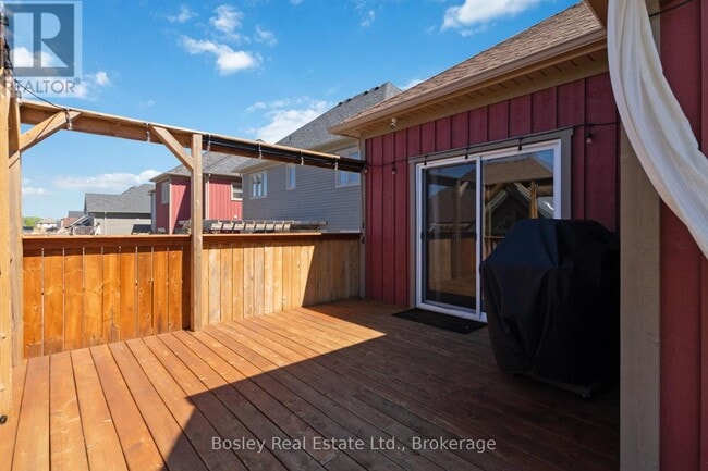 Building Photo - 13 Cooper St