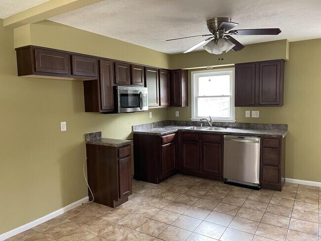 Building Photo - 7512 Pimlico Dr