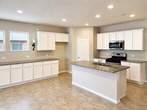 Building Photo - 13821 Rock Island Trl