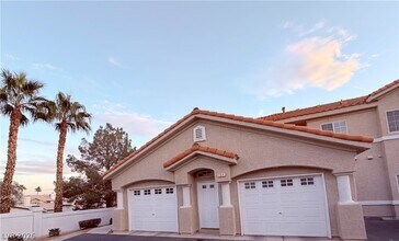 Building Photo - 3327 Erva St