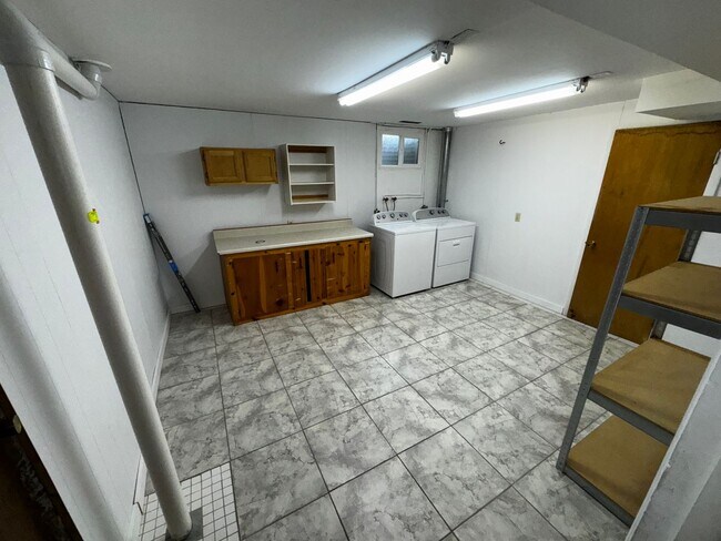 Foto del edificio - Clean 5 Bedroom Ranch in NW Fort Collins