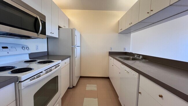 Foto del edificio - 100 W Squantum St