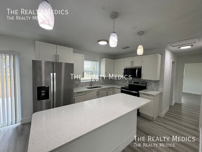 Foto del edificio - 1150 Overlook Terrace