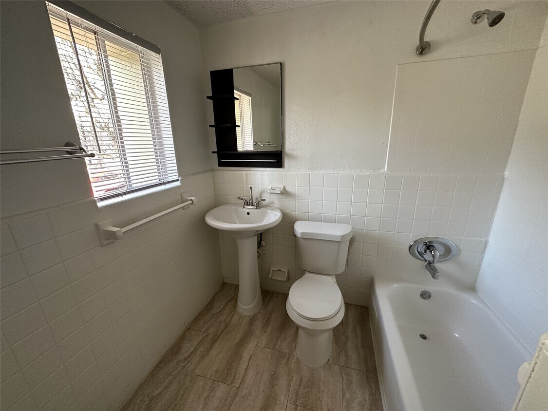 Foto del edificio - 4921 Crawford St