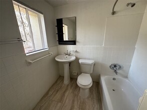 Building Photo - 4921 Crawford St