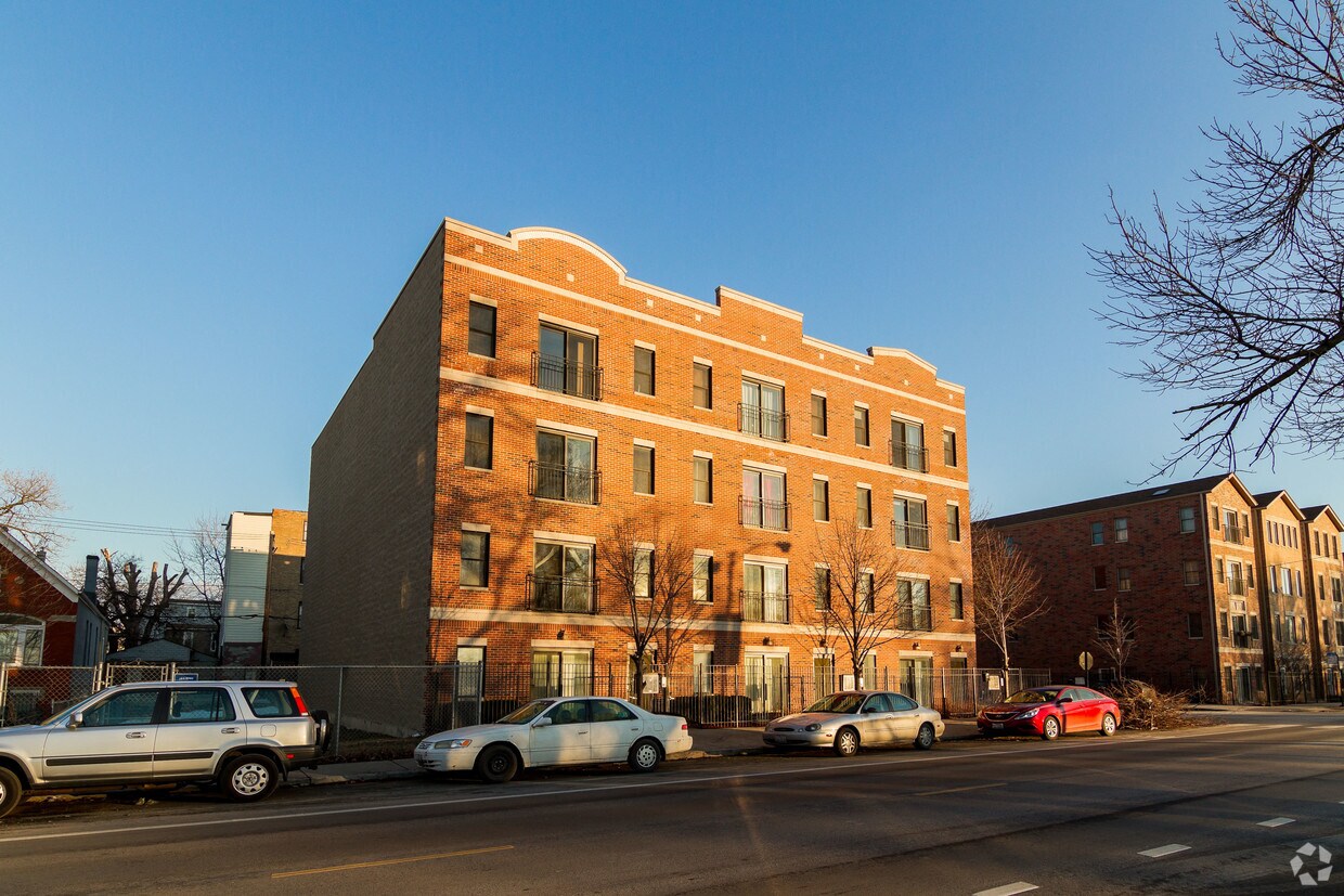Foto del edificio - 1655-1659 S California Ave