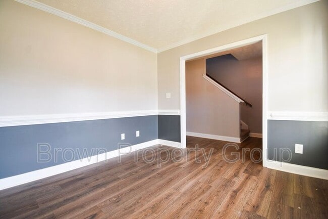 Building Photo - 131 Flag Ln