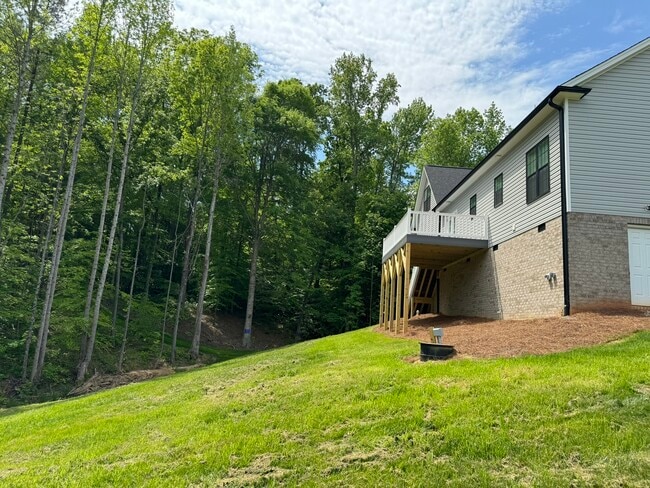 Building Photo - 329 James Harper Trail