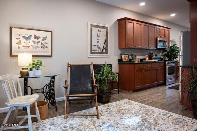 Foto del edificio - 166 Jefferson St