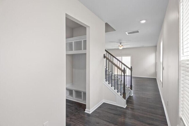 Building Photo - 4074 Thimbleberry Drive