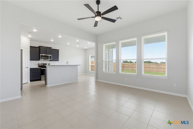 Building Photo - 3711 McCleland Crk Trl