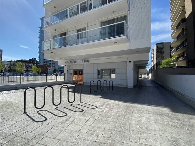 Photo du bâtiment - Westwinds Apartments