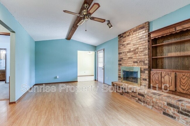 Building Photo - 1832 Michell Dr