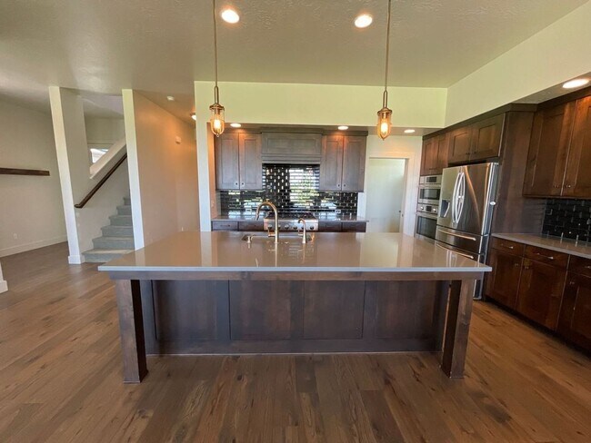 Building Photo - ? Modern Rim Lot Retreat with Stunning Vie...