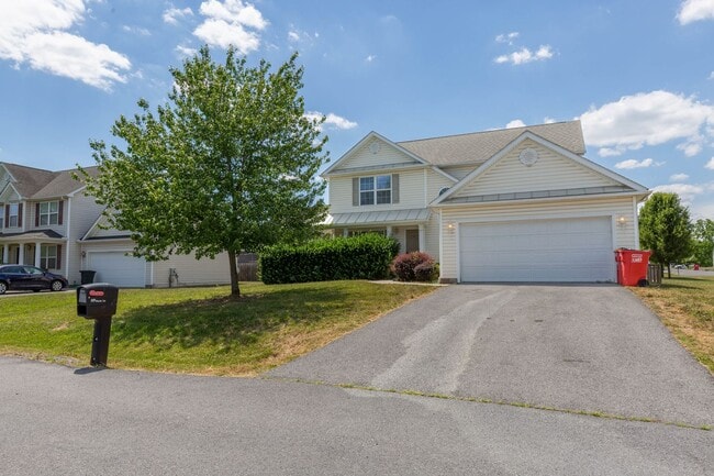 Building Photo - 59 Stork Ln