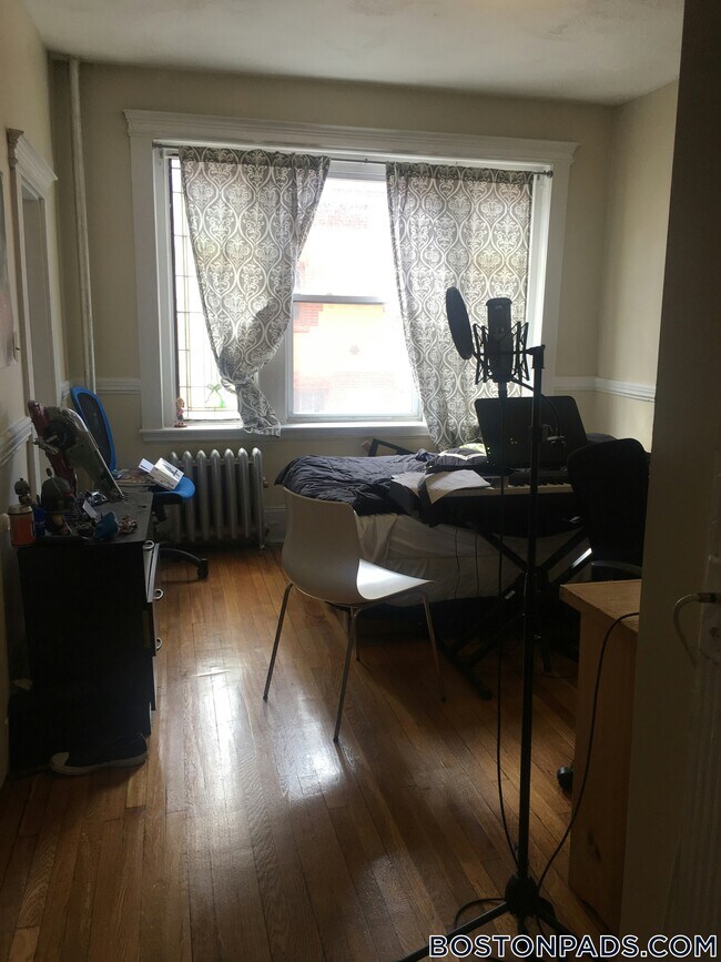 Foto del edificio - 38 Hemenway St