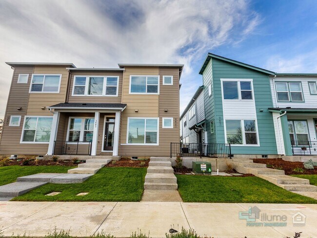 Foto del edificio - Bright 2-Bedroom, 2.5-Bathroom Home in Hillsboro