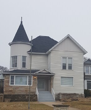 Primary Photo - 622 1/2 Wisconsin St