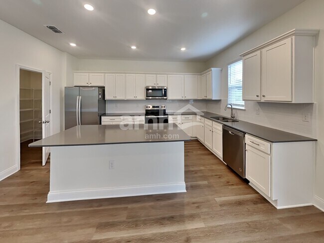 Building Photo - 3707 Windward Hls Blvd