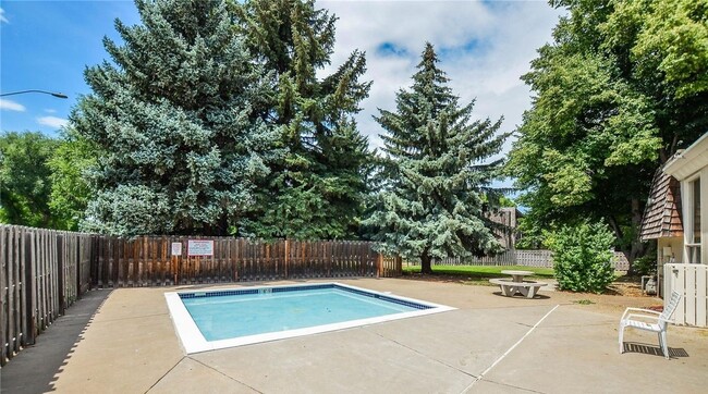 Building Photo - 1309 Kirkwood Dr