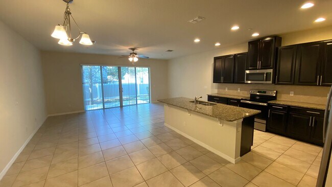 Foto del edificio - 3/2.5 Town Home in Winter Park! Priced to ...